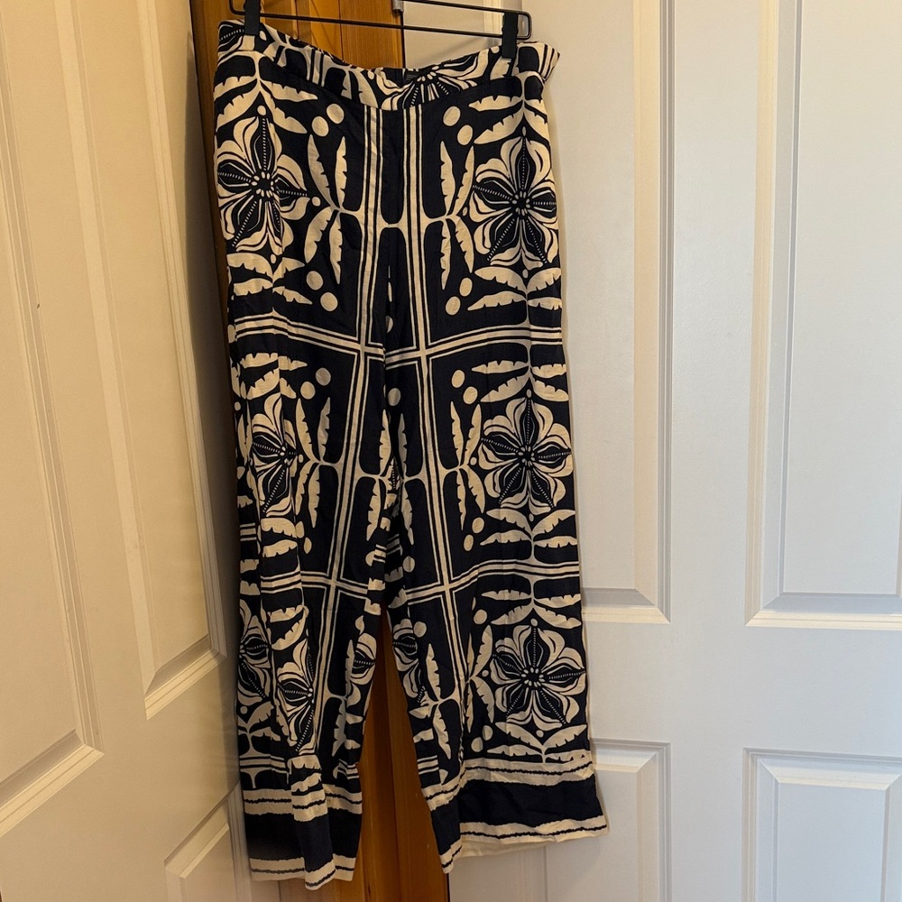 H&M Navy and White Floral Patterned Pants-Never Worn!